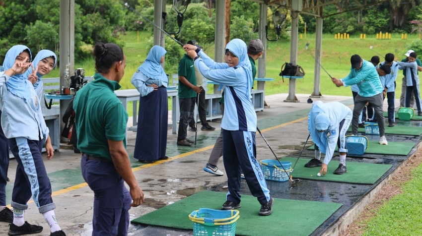 Kegiatan Golf Goes to School 2025 oleh PGI Kotabaru Berlanjut di Arutmin Golf Course