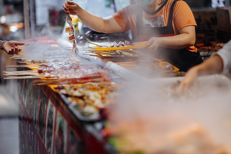 Ketetapan PBJT Makanan Minuman dan PBJT Jasa Kesenian dan Hiburan Insidental