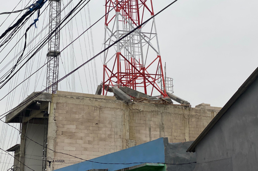 Kronologi Beton Penyangga Tower Ambruk di Bekasi hingga Sulitnya Evakuasi Korban Tewas