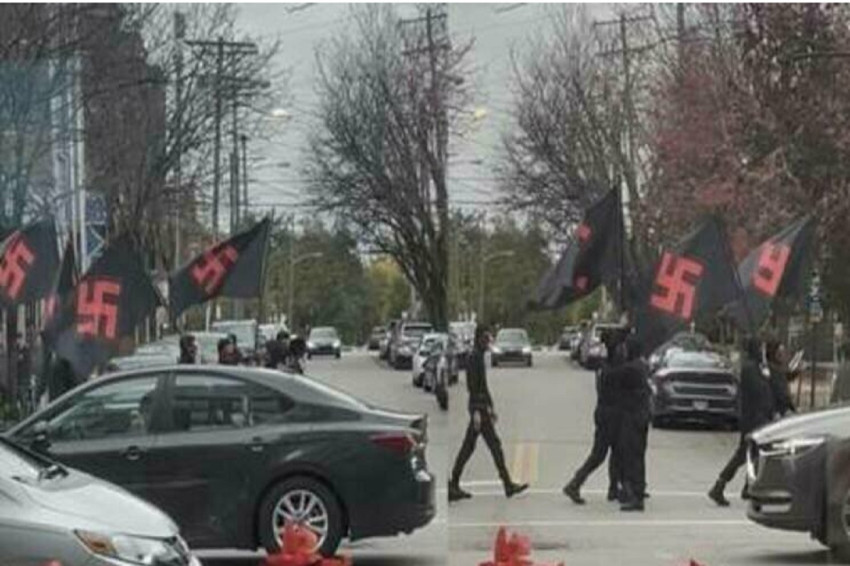 Massa Neo-Nazi Pawai di Jalanan Amerika Serikat, Komunitas Yahudi Kesal