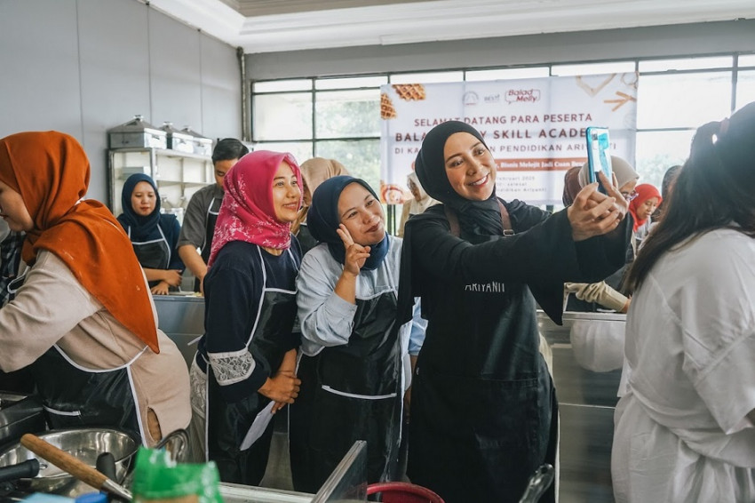 Melly Goeslaw Berbagi Keterampilan Memasak yang Bisa Dapat Cuan