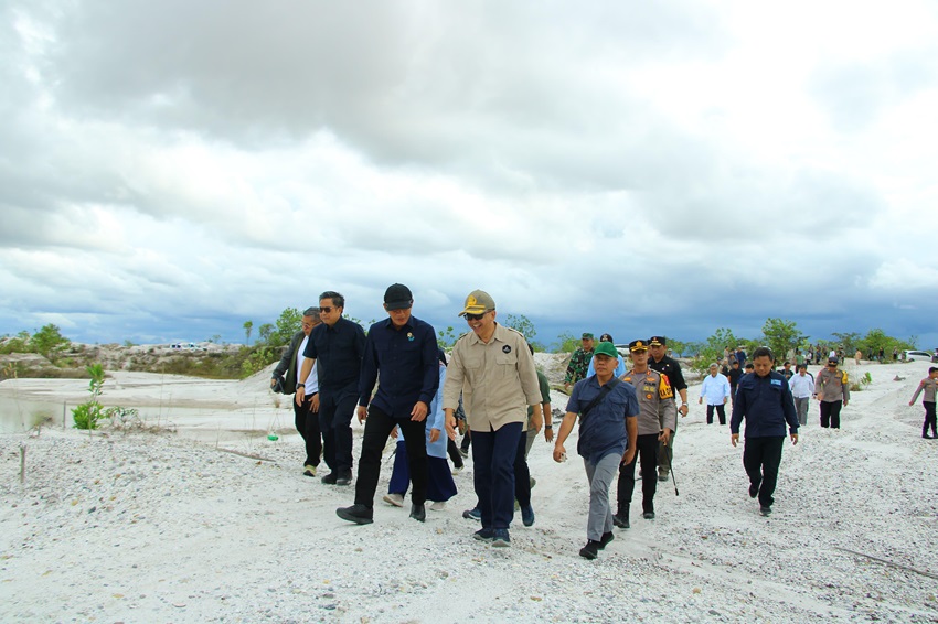 Menteri LH Hanif Faisol Selidiki Kerusakan 41.000 Hektare Lahan di Katingan