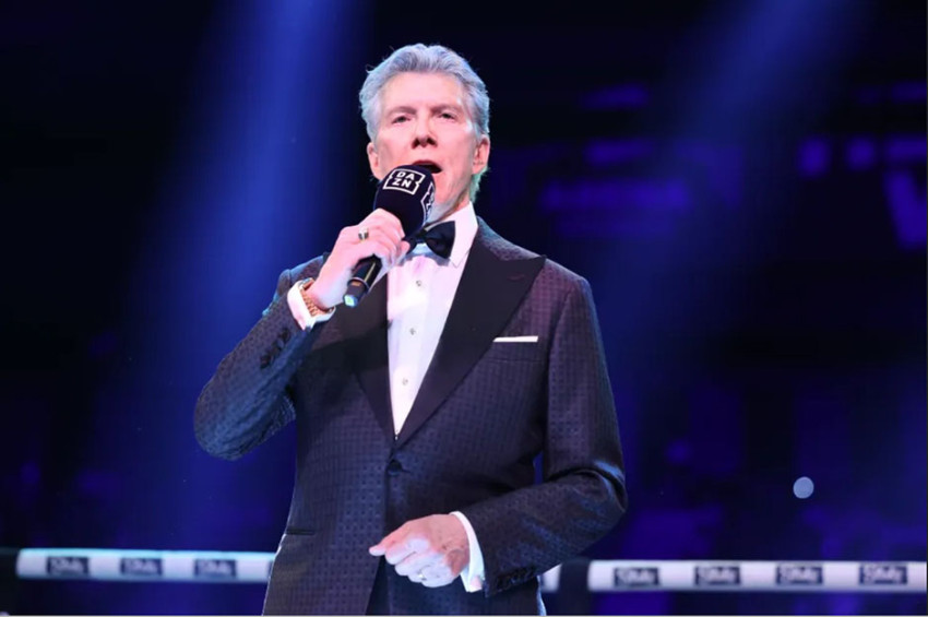 Michael Buffer, Penyiar Ring Legendaris Jadi Pendeta Dadakan di Hari Valentine