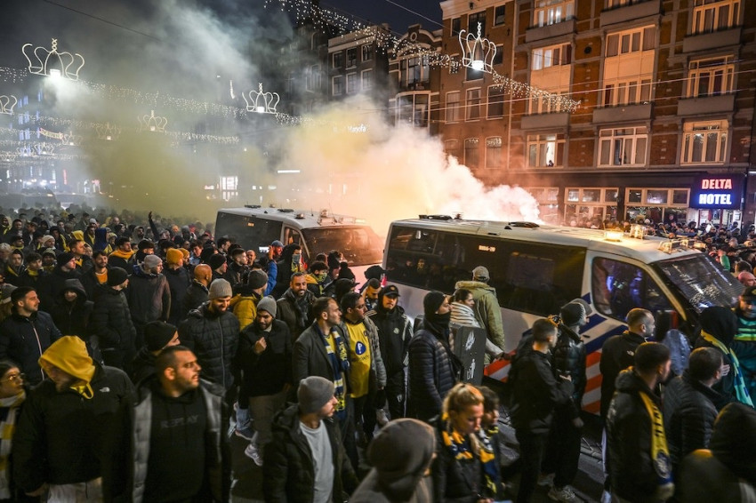 Pejabat Amsterdam Ungkap Kerusuhan Dipicu Pendukung Maccabi Israel