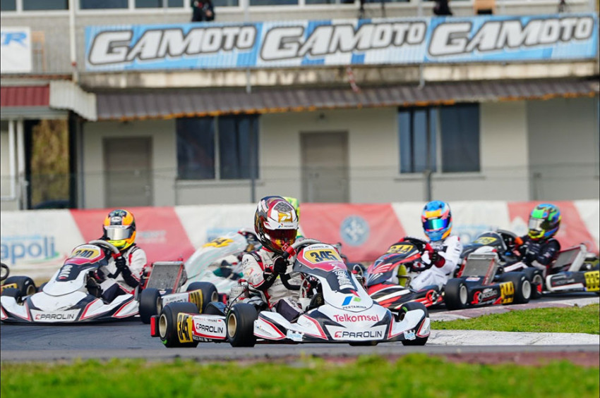 Qarrar Firhand Girang Raih Poin Perdana di WSK Super Master Series Sarno 2025