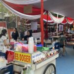 Unik! TPS di Kelapa Gading Terpanjang dan Ada Bazarnya